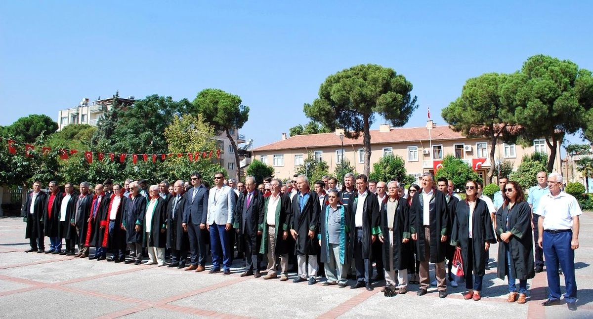 Salihli\'de Adli Yıl Törenle Açıldı
