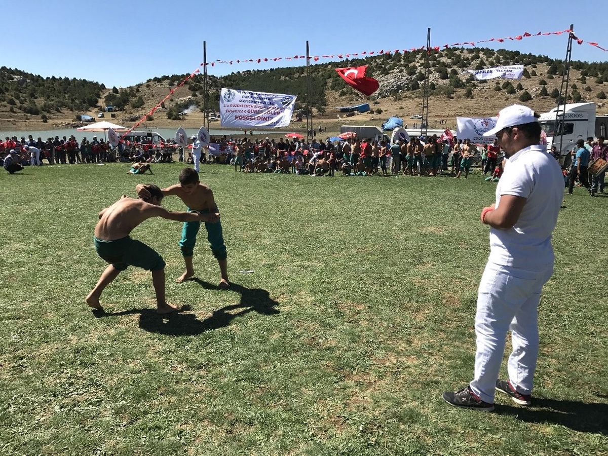 Türkiye\'nin Tek Güreş Kulübüne Sahip Köyü