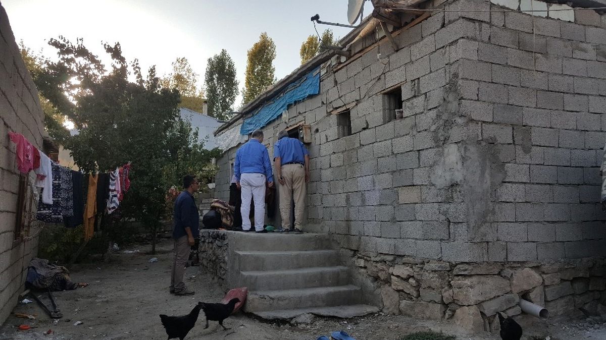 Tuşba Belediyesinden İhtiyaç Sahibi Ailelere Destek