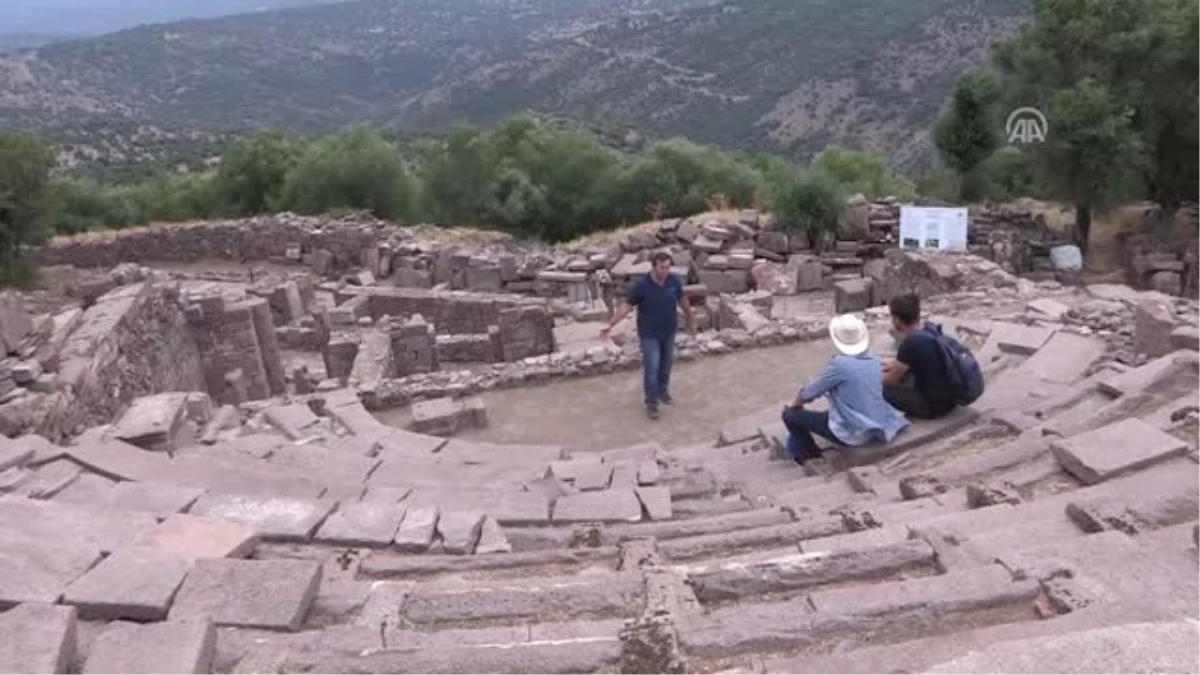 2 Bin 800 Yıllık Antik Kentte Athena Tapınağı\'nın Varlığı Araştırılıyor