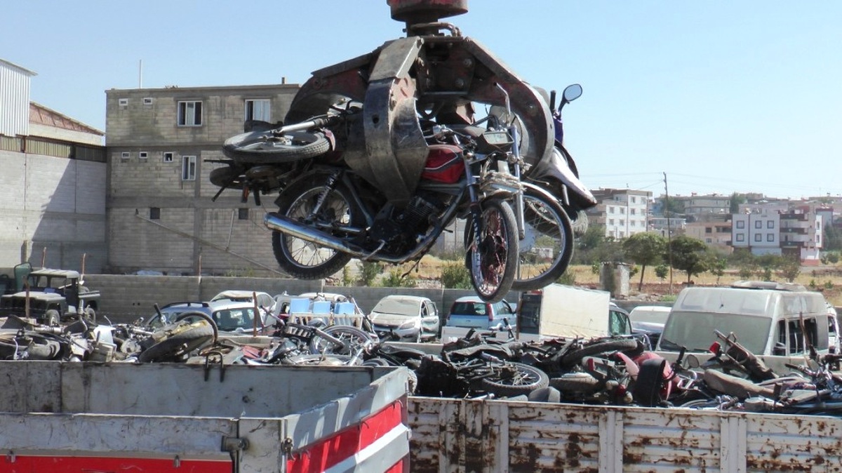 3 Bin 500 Motosiklet Geri Dönüşüme Gönderildi