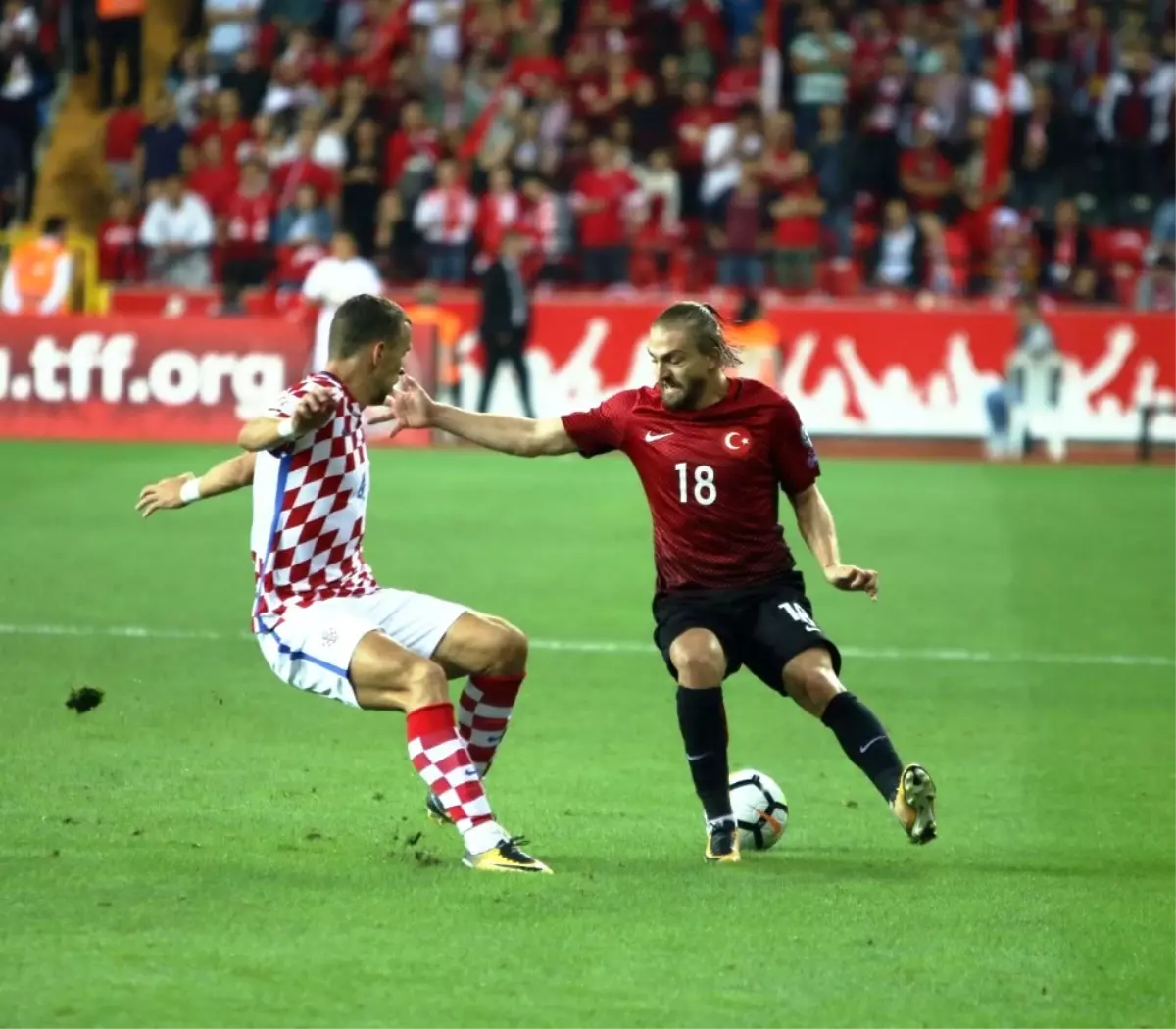 A Milli Futbol Takımı, Şansını Sürdürdü