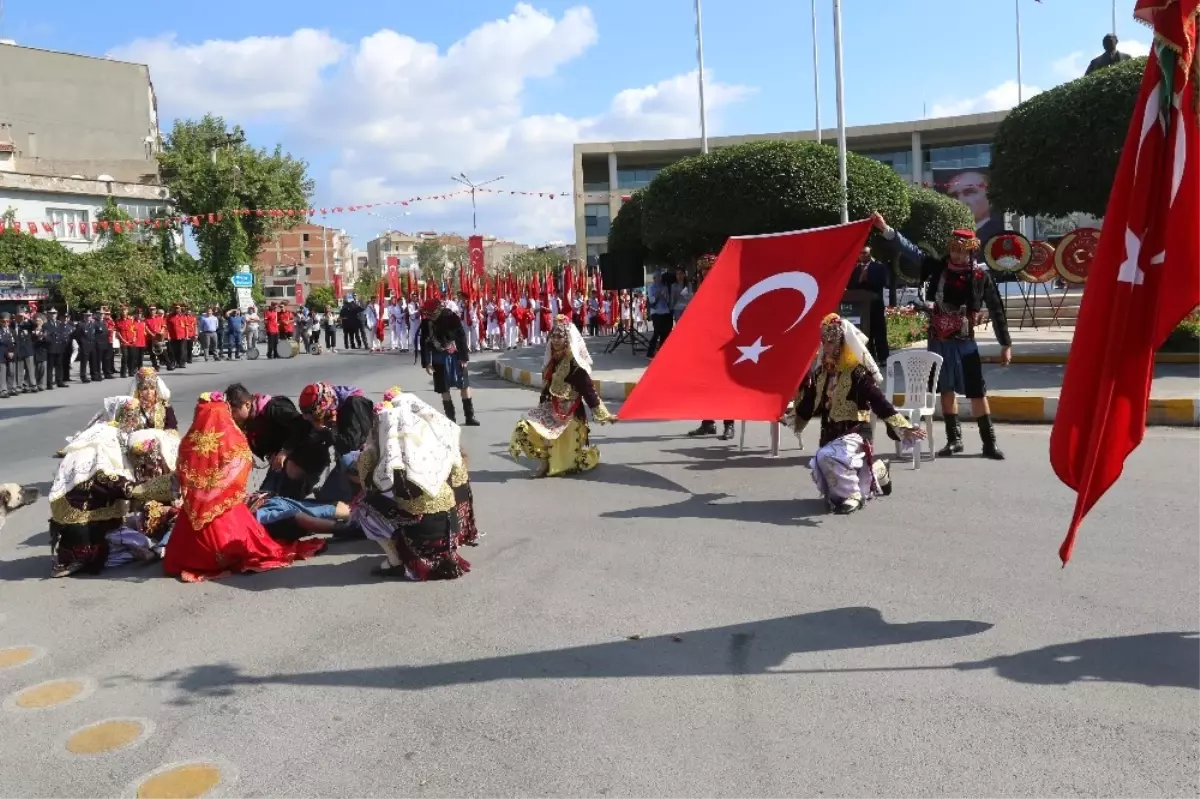 Akhisar\'ın Kurtuluşunun 95. Yıl Dönümü Kutlamaları