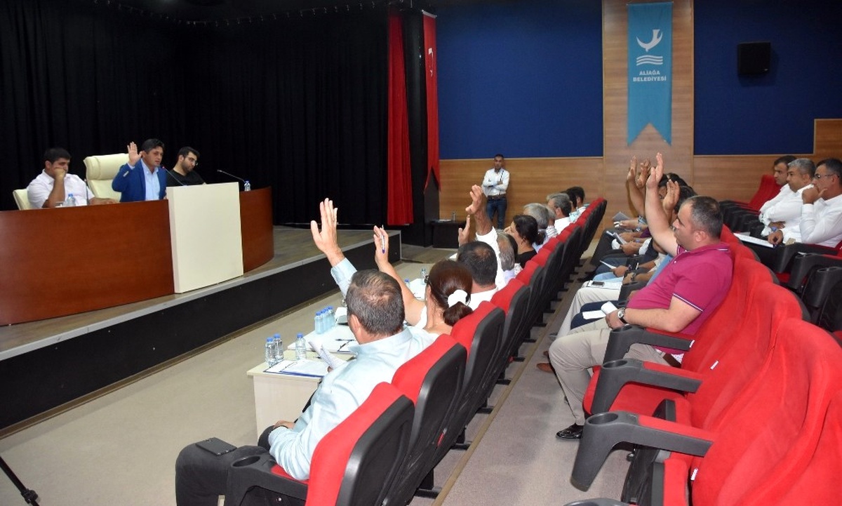 Aliağa Belediye Meclisi Toplandı