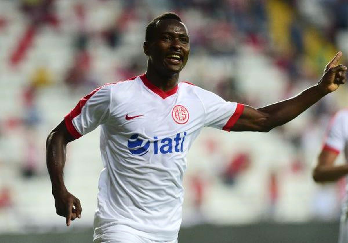 Antalyaspor\'da 2 Ayrılık