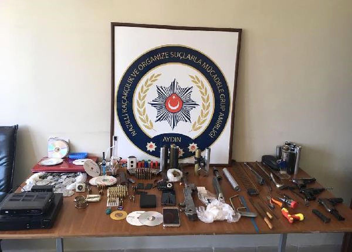 Cephanelik Gibi Eve Uyuşturucu Operasyonu: 2 Gözaltı