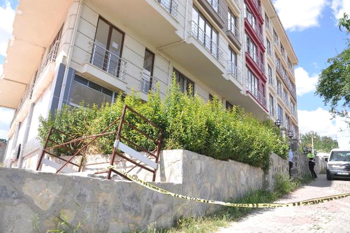 Çıtadan Düşen İnşaat Ustası Öldü