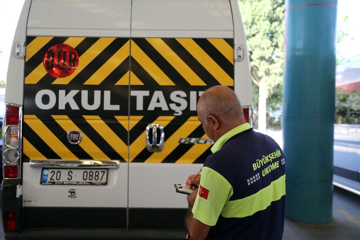 Denizli\'de Okul Servislerine Sıkı Denetim