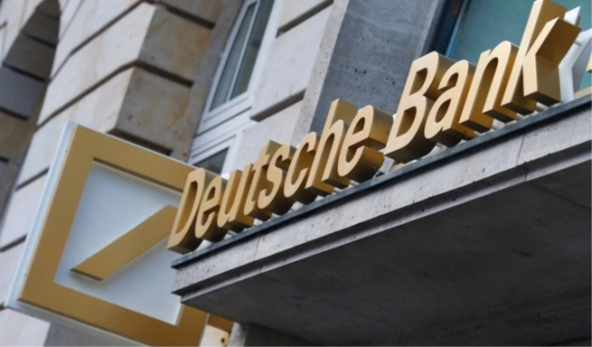 Deutsche Bank Ceo\'su: Ecb \'Rota\'yı Değiştirmeli
