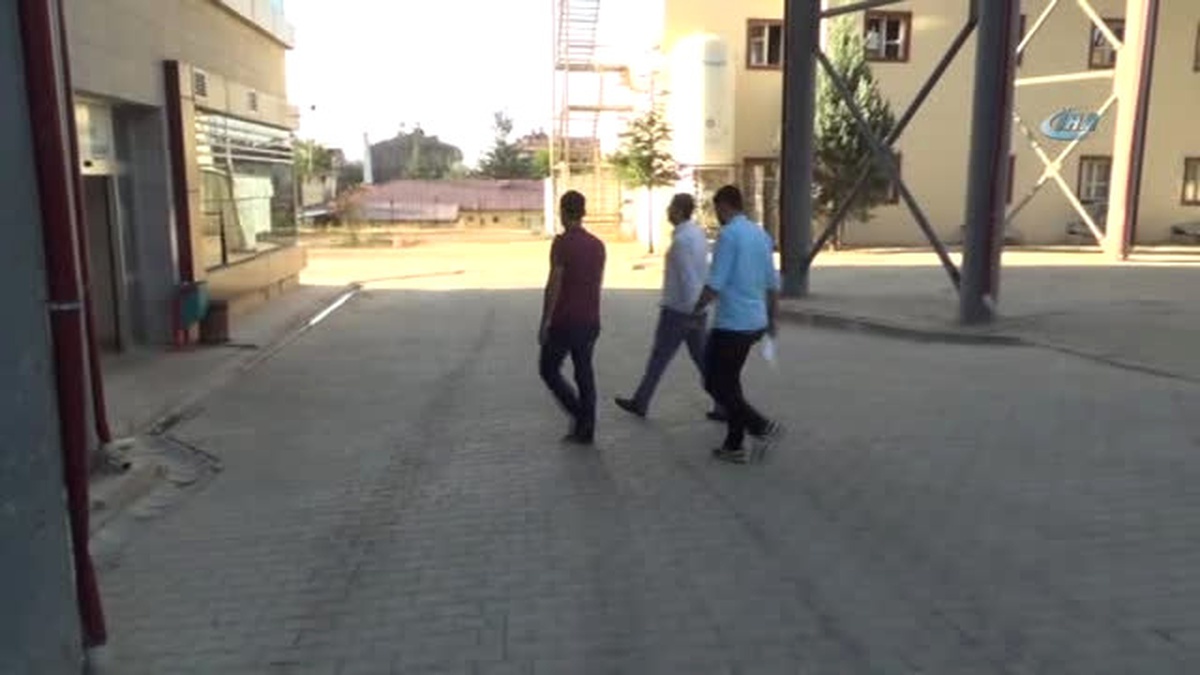 Elazığ\'da Fetö/pdy Operasyonu: 12 Gözaltı