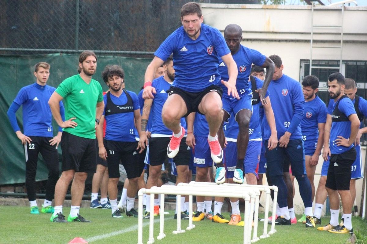 Ferudun Tankut: "Beşiktaş Karşısından Mutlak Galibiyetle Ayrılmak İstiyoruz"