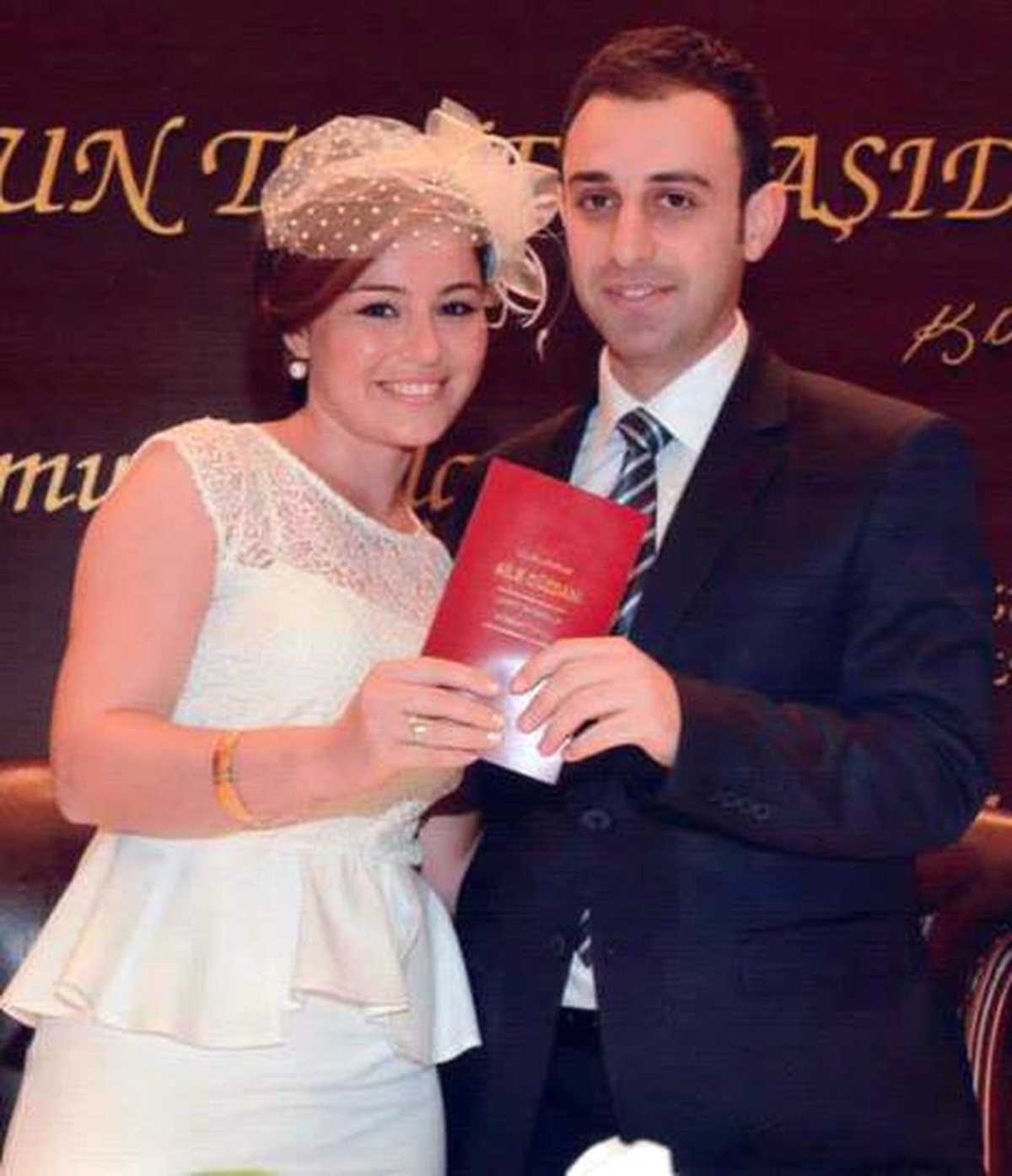 Genç Anne Gırtlak Kanserinden Hayatını Kaybetti