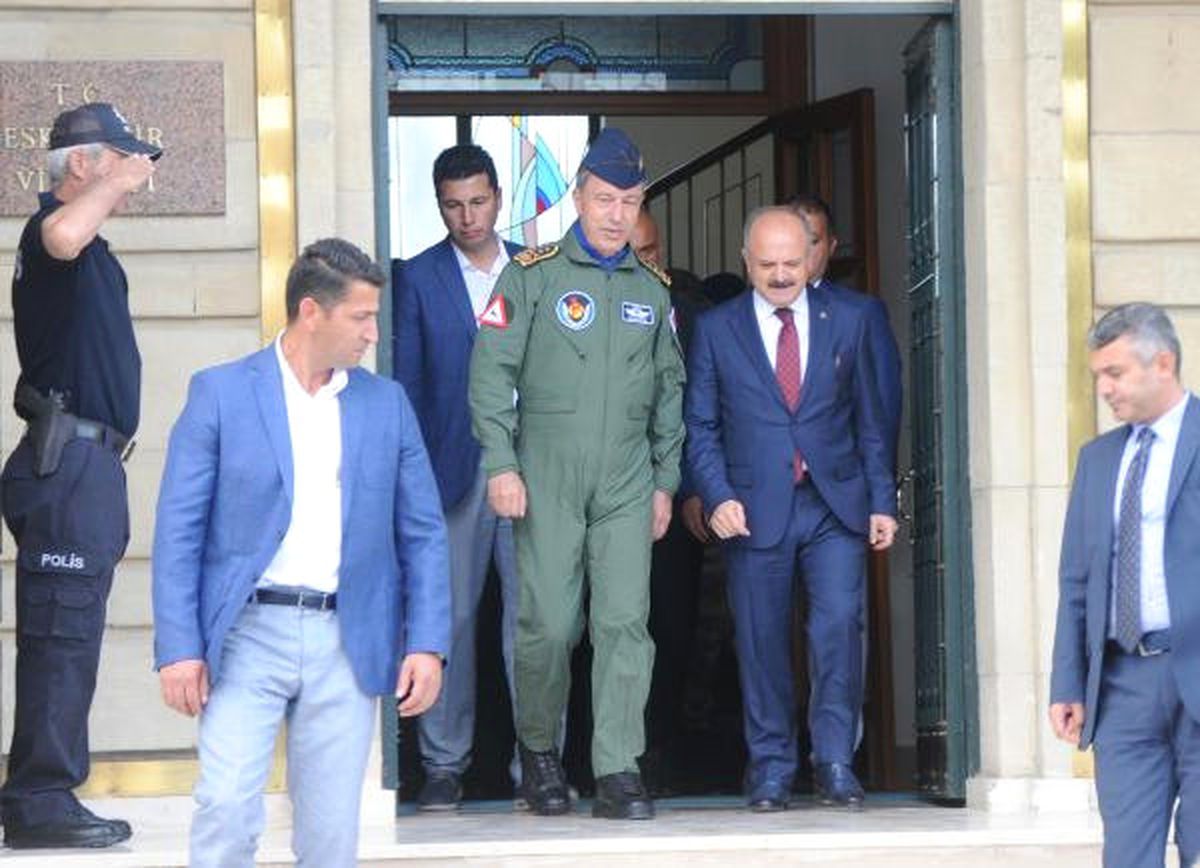 Genelkurmay Başkanı Akar Vali Çakacak\'ı Ziyaret Etti
