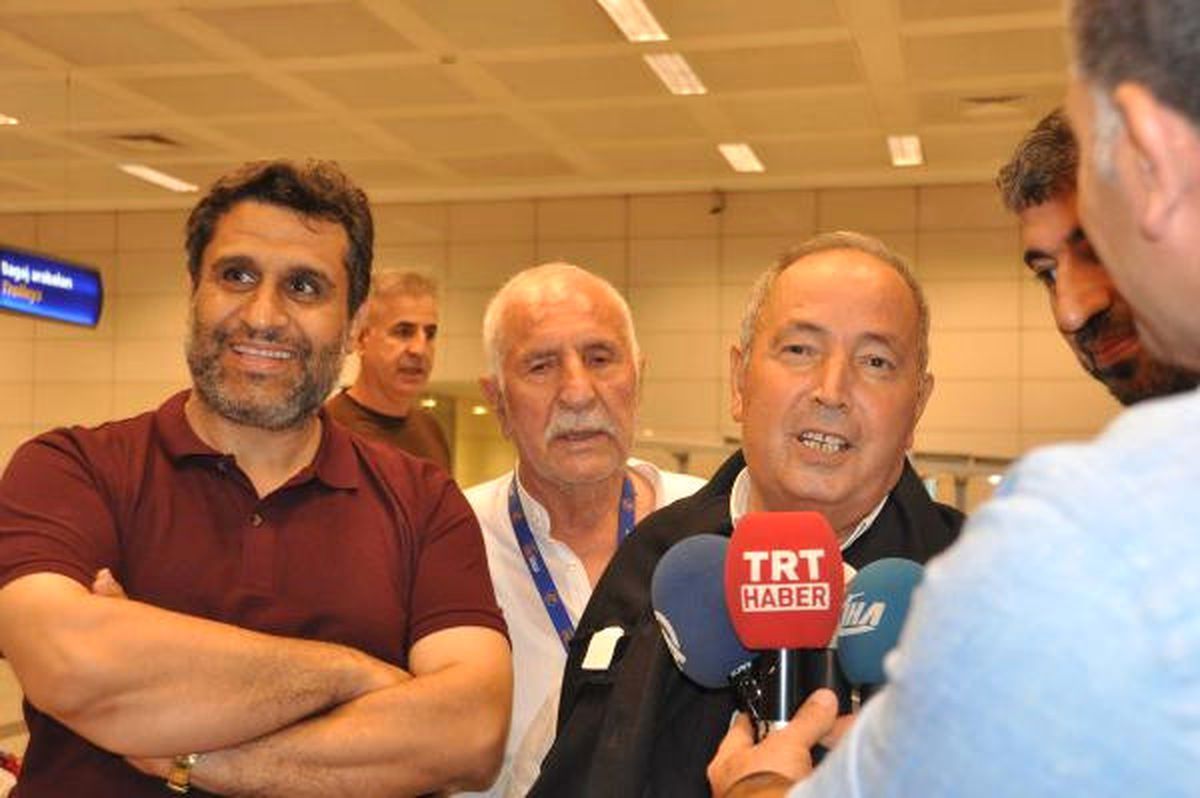 İlk Hacılar Geldi
