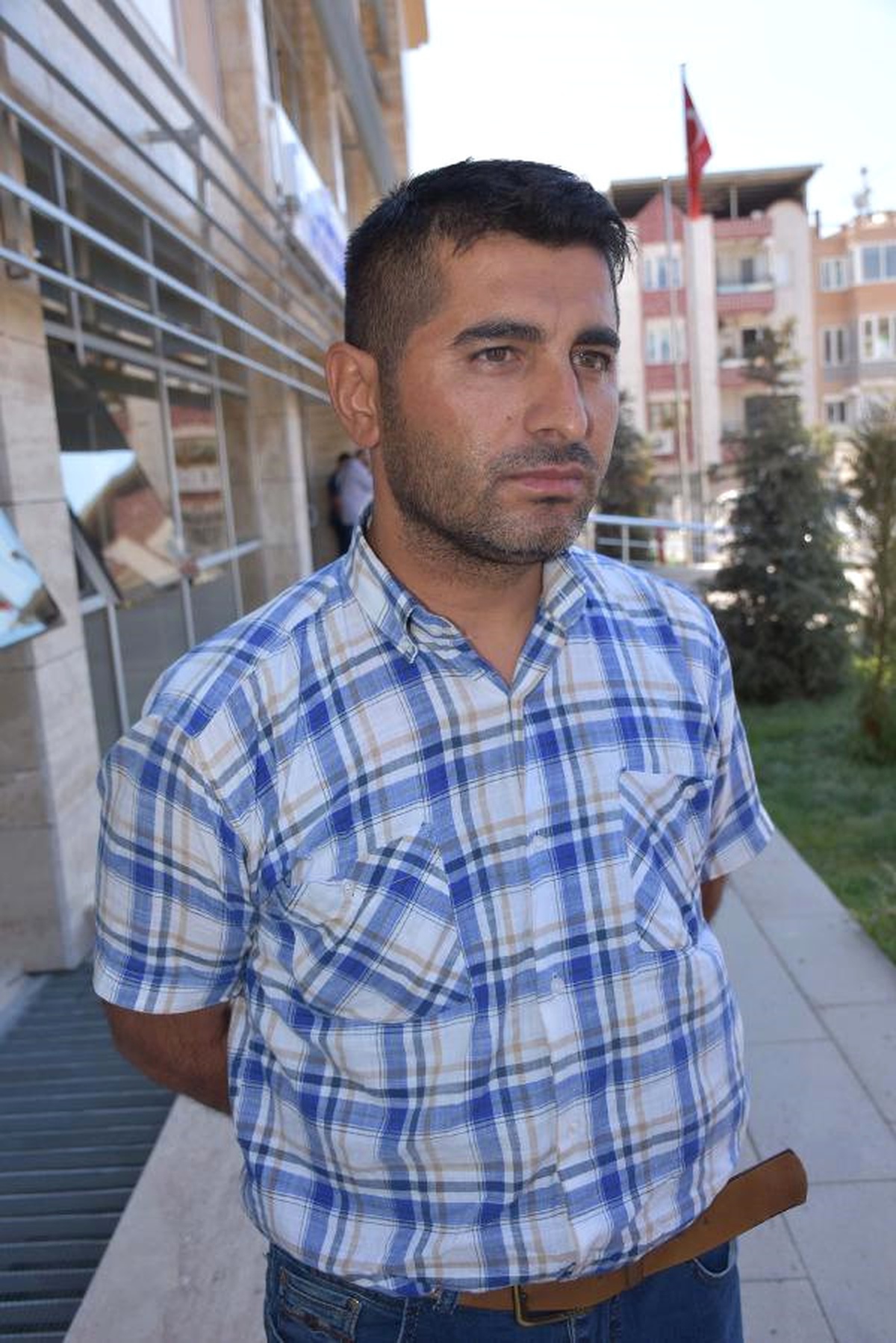 Kaçırıldığı Öne Sürülen 14 Yaşındaki Kız İzmir\'de Bulundu (2)