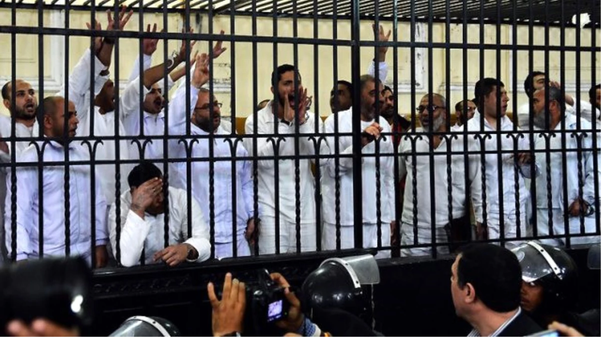 Mısır\'da İhvan\'a Yönelik Yargılamalar