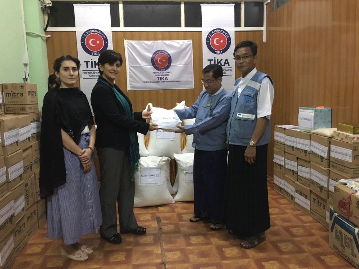 Myanmar\'a Yardımların İlk Bölümü Ulaştı