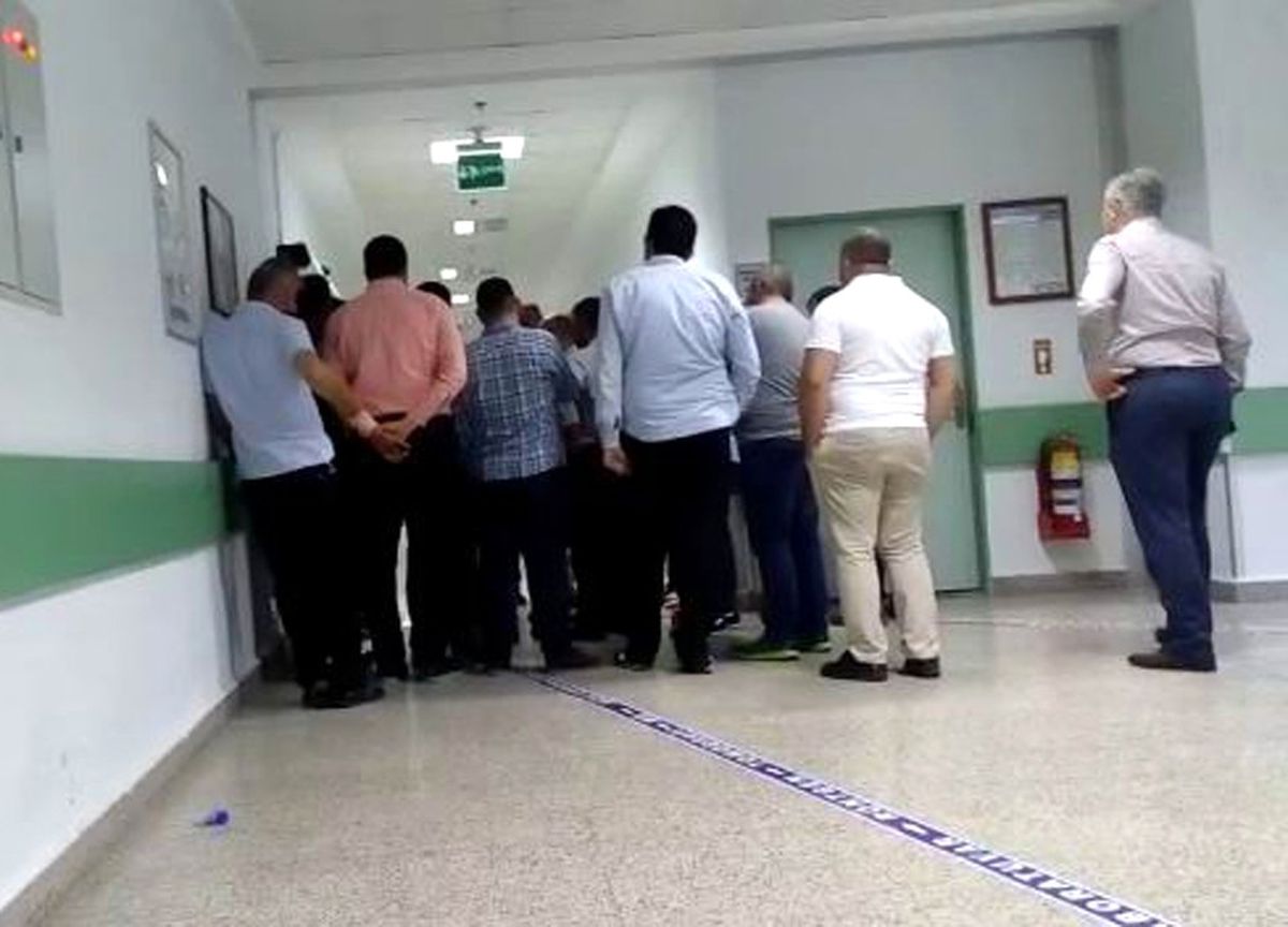 Sokak Ortasında Adam Bıçaklayıp Kaçtı