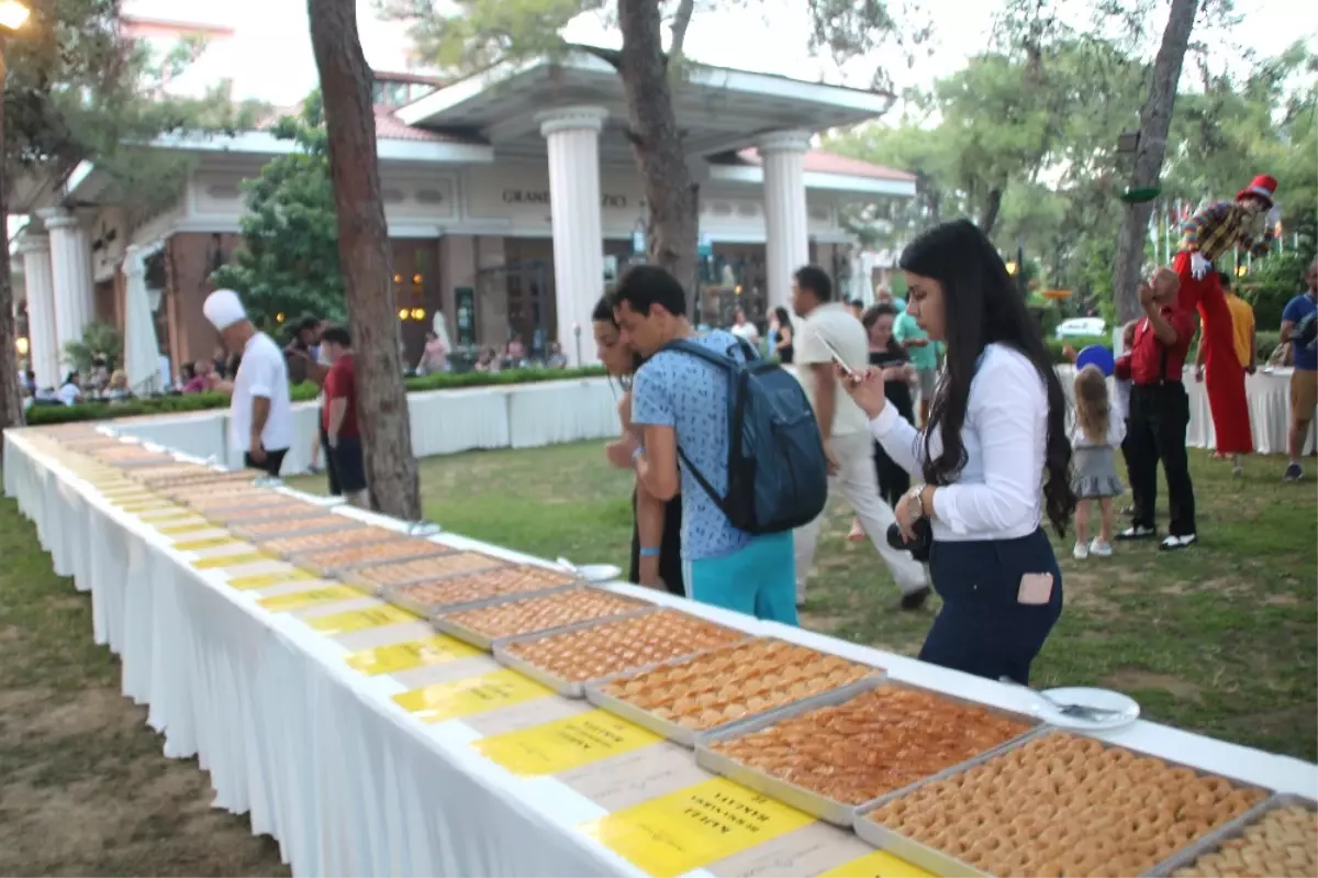 Tam 101 Çeşit Baklava