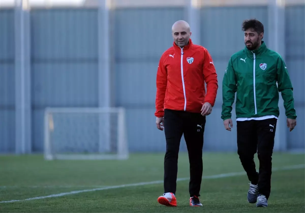 Yanlış Teşhisten Az Daha Futbola Veda Ediyordu