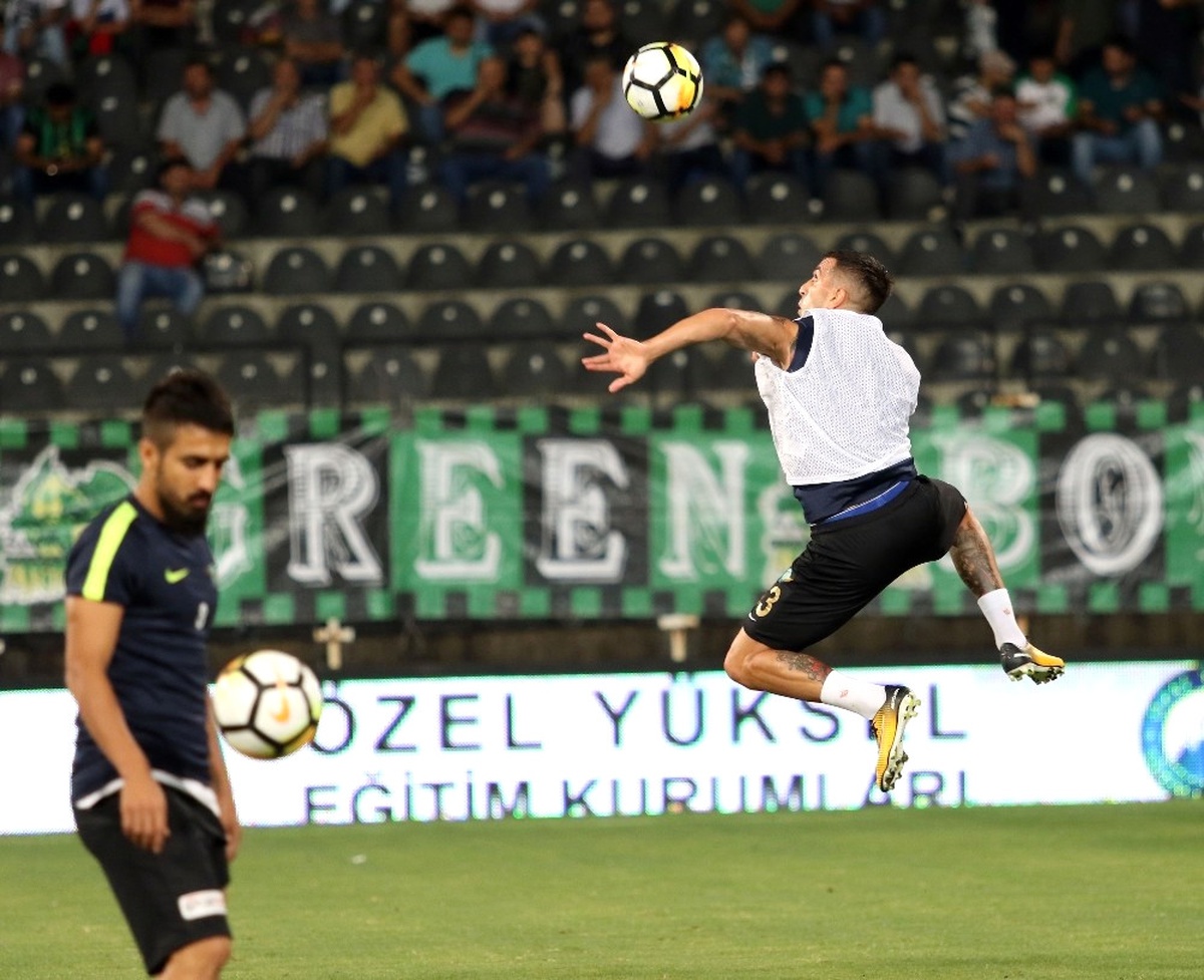 Akhisar Belediyespor, Bursaspor Maçı Hazırlıklarını Sürdürüyor