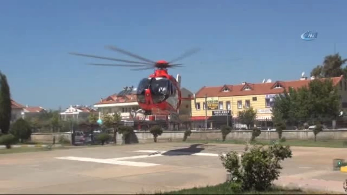 Ambulans Helikopter Orman Muhafaza Memuru İçin Havalandı