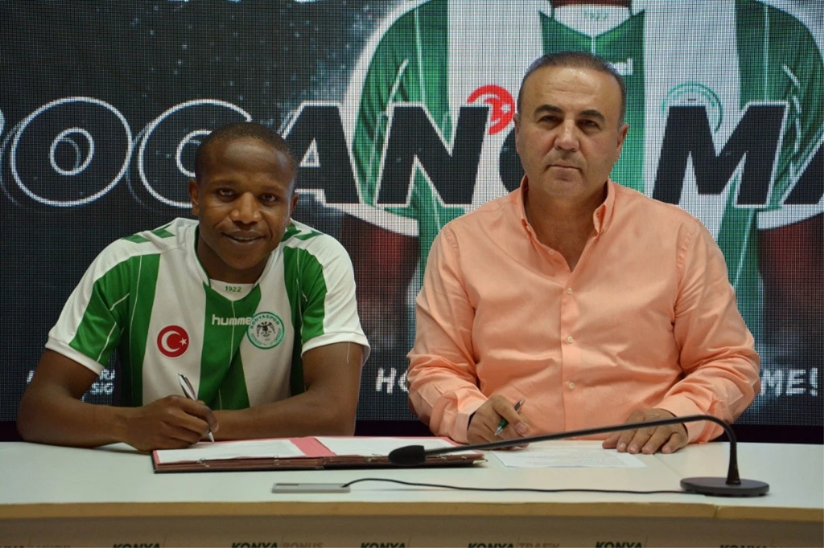 Atiker Konyaspor, Lebogang Manyama ile 3 Yıllığına Anlaştı