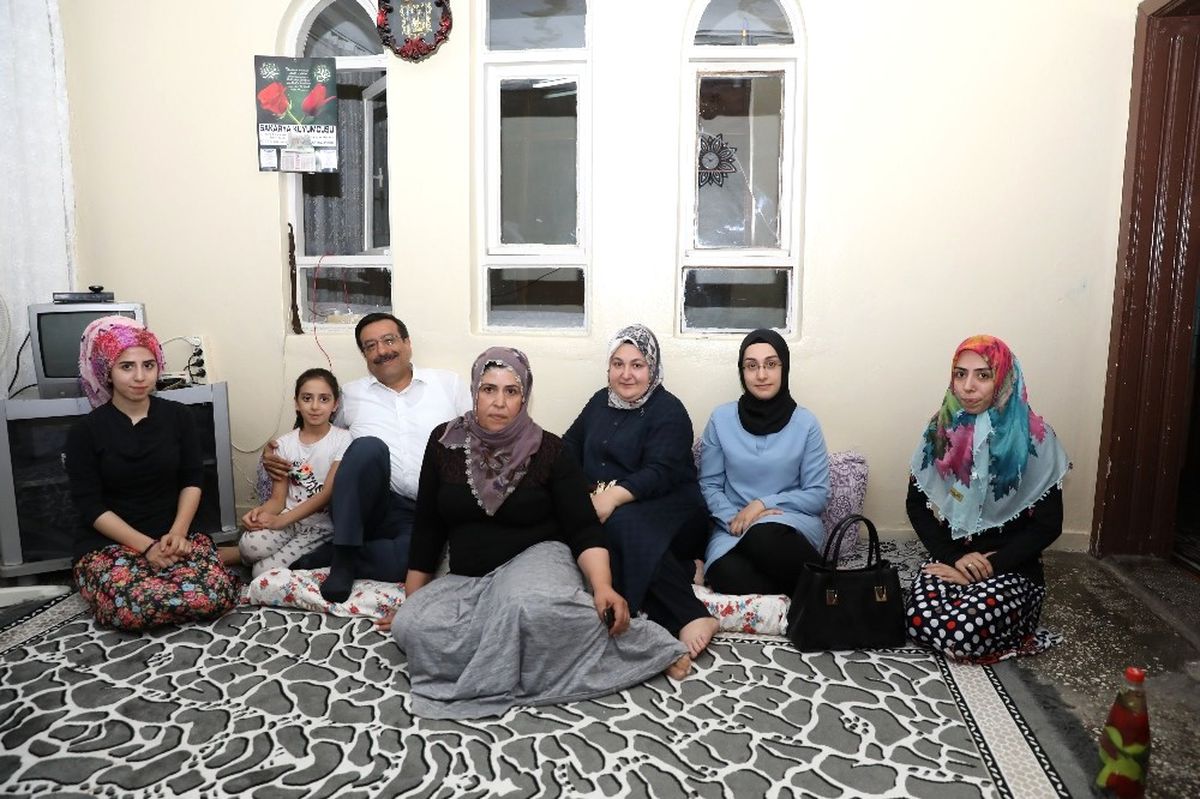 Başkan Atilla, Vatandaşları Dinledi