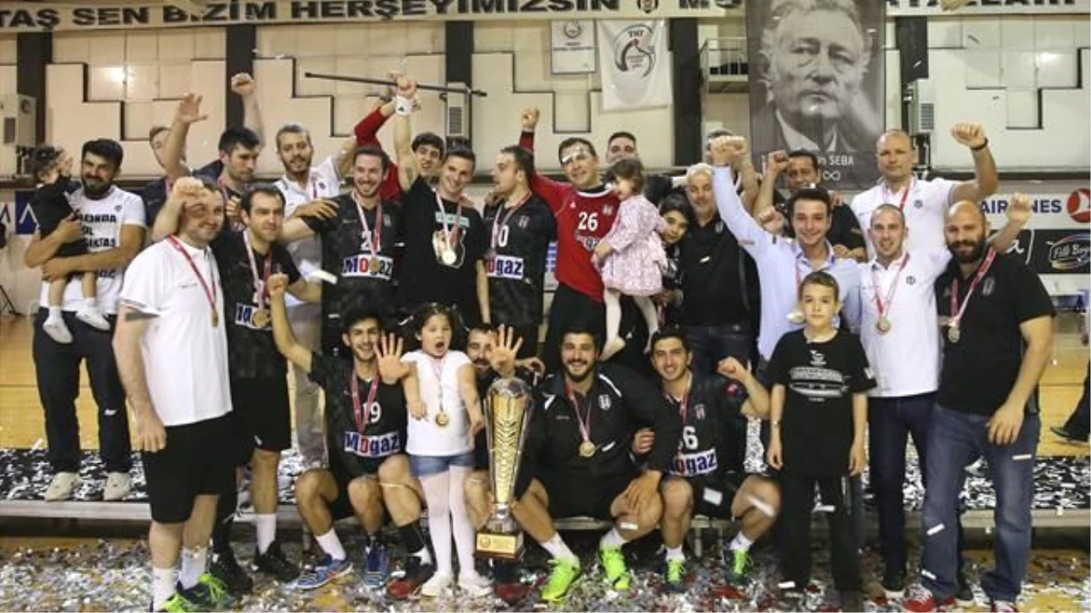 Beşiktaş Mogaz, Şampiyonluk Kupasını Aldı