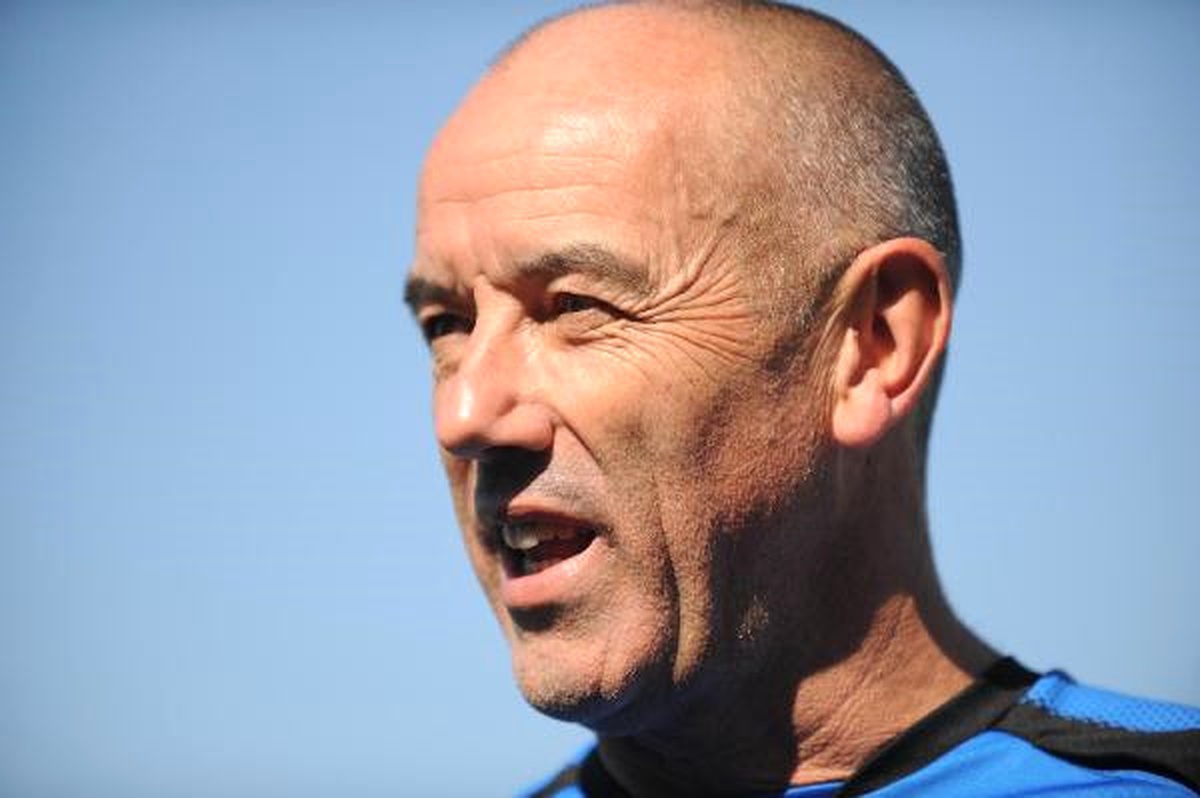 Bursaspor Teknik Direktörü Paul Le Guen: "Volkan İyi Bir Futbolcu Ama Kulübün Patronu Ben Değilim"