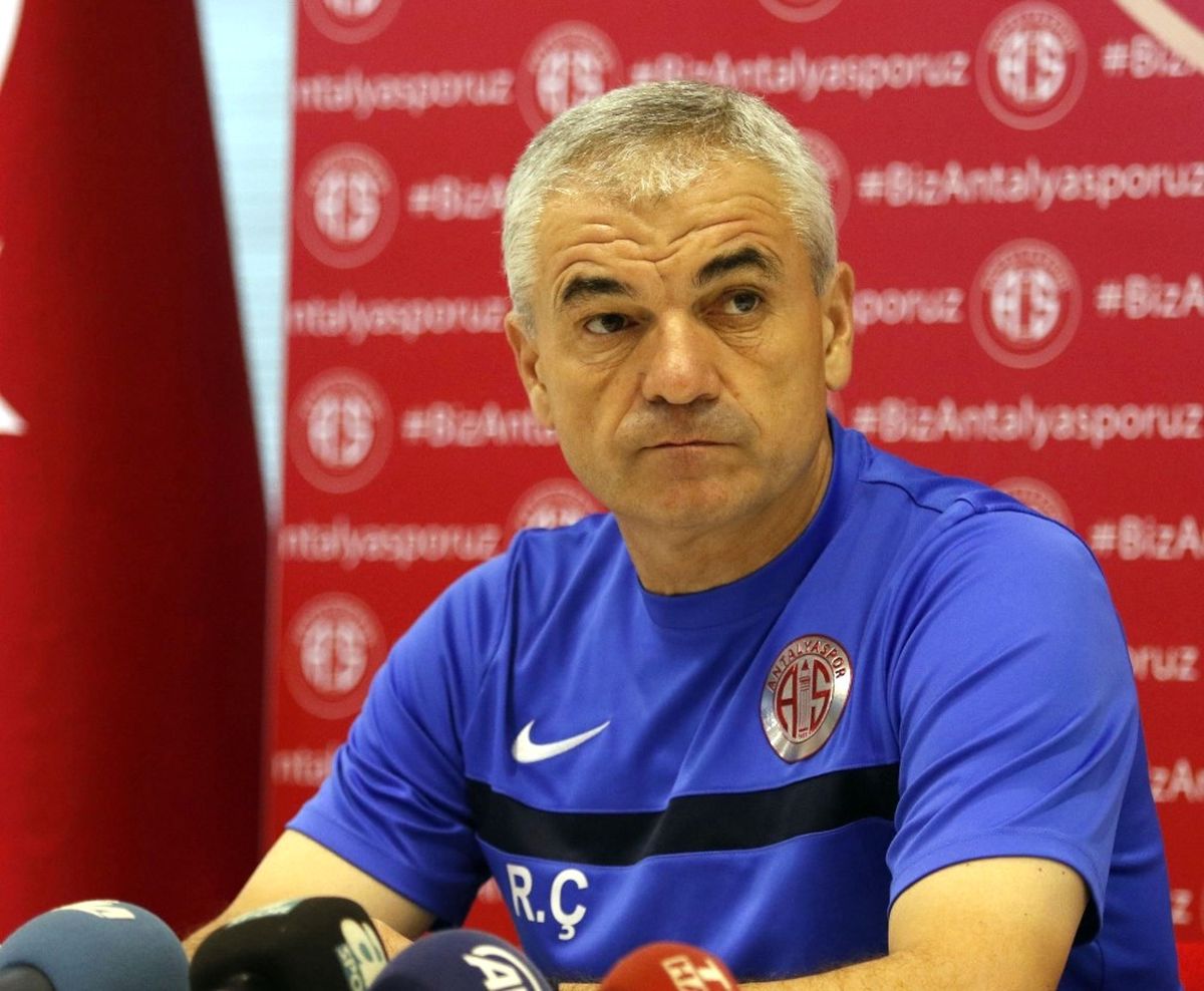 Çalımbay: "Eto\'o ile İlgili Karar Verilmeli"