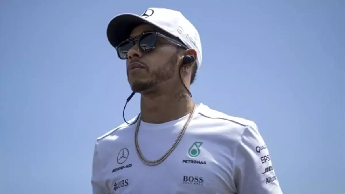 Hamilton, Schumi\'yi Yakaladı