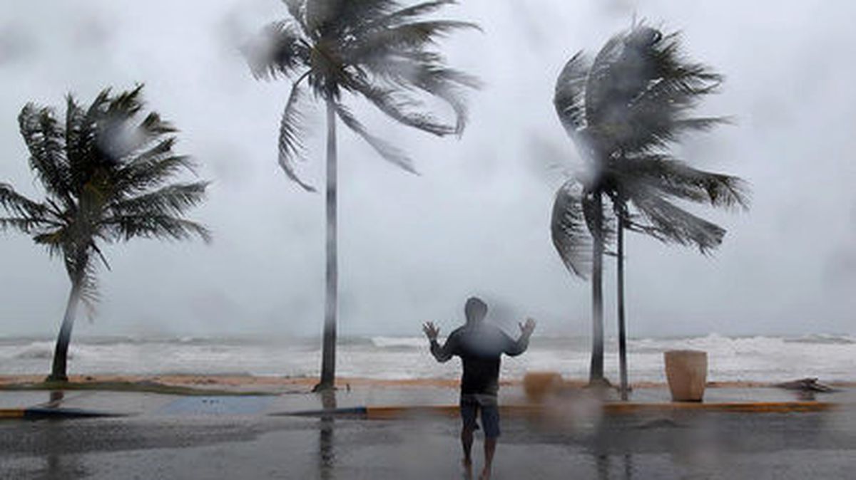 Irma Kasırgası Florida\'ya İlerliyor