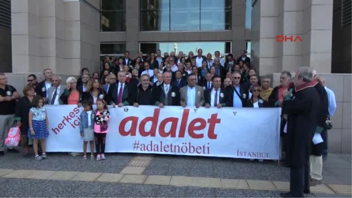 İstanbul Adalet Sarayı\'nda Avukatlardan 23. "Adalet Nöbeti"