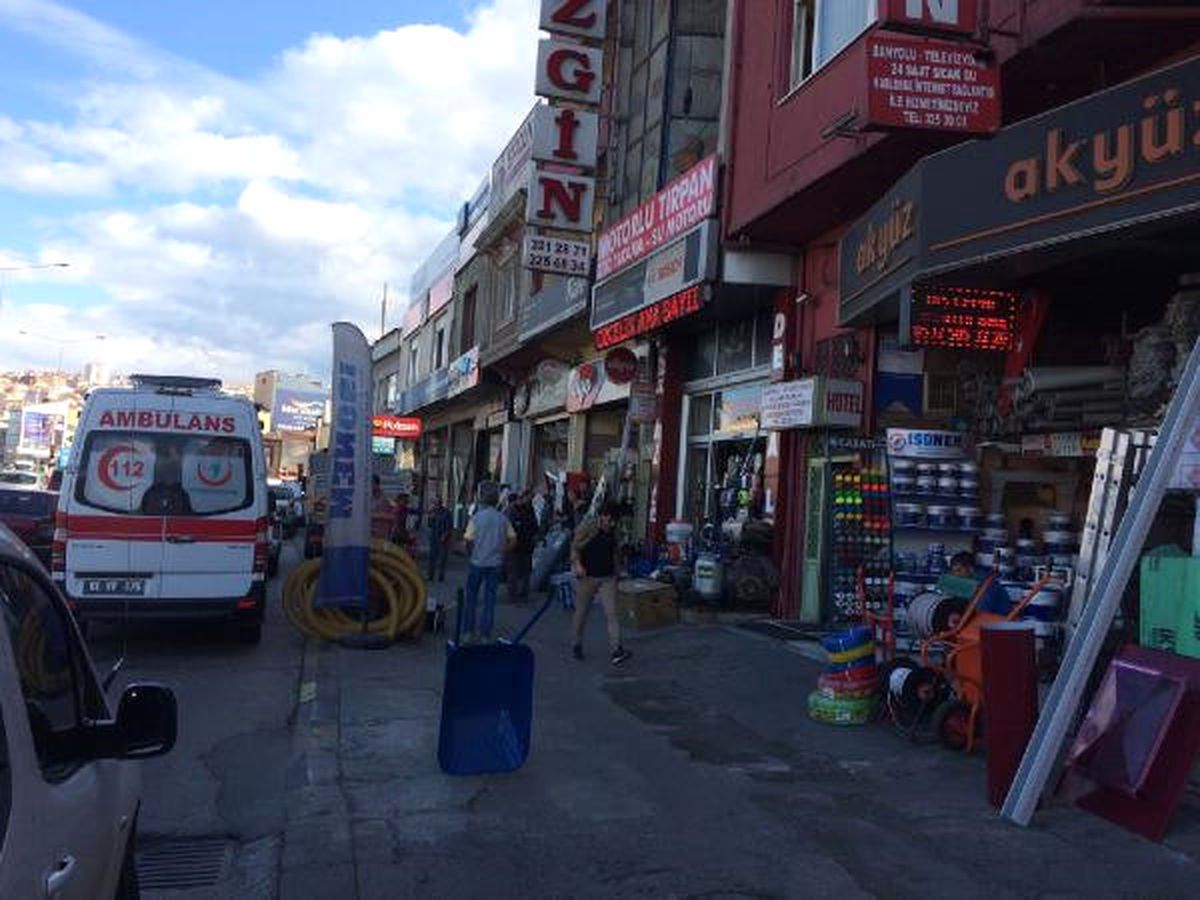 Kaldığı Otel Odasında Ölü Bulundu