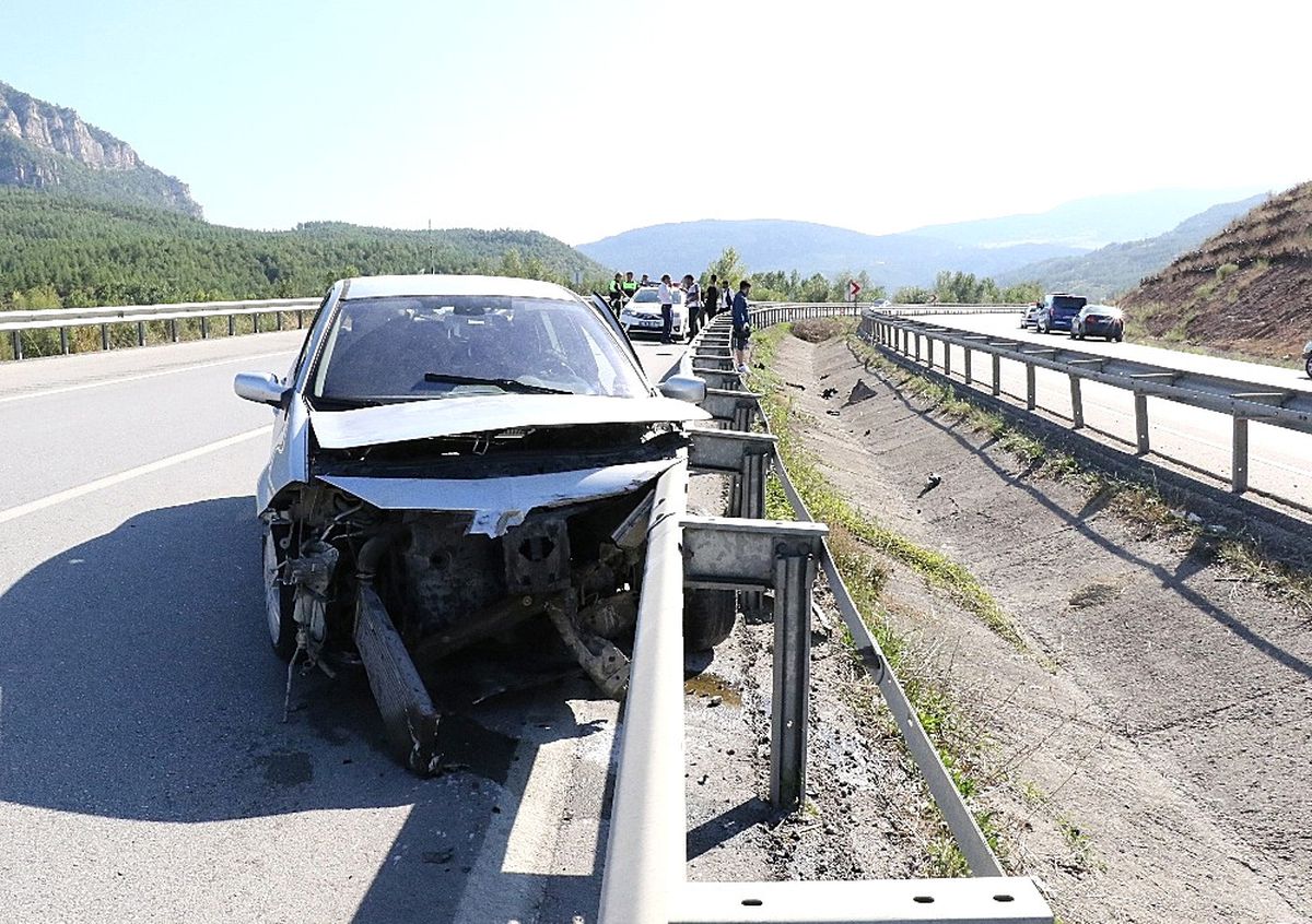 Karabük\'te Trafik Kazası: 2 Yaralı