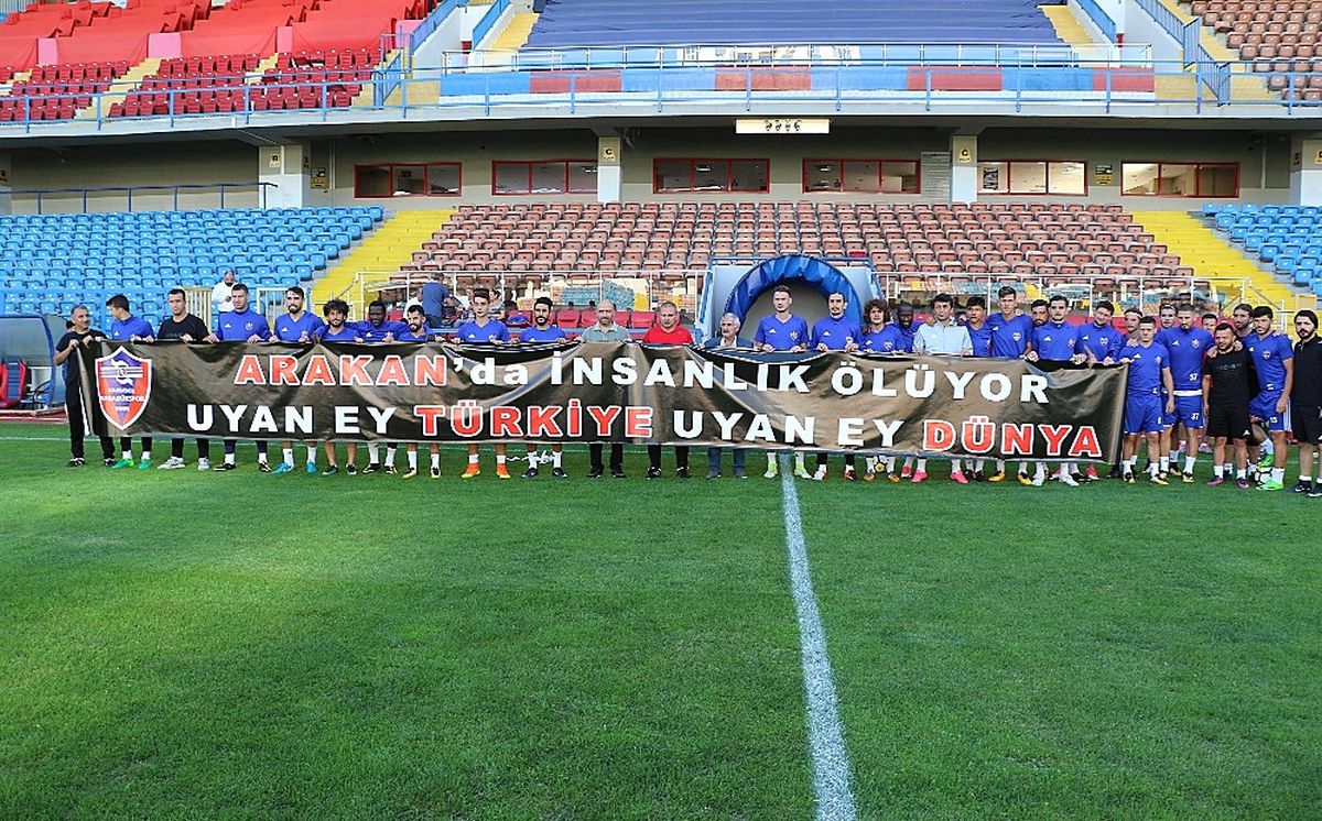Karabükspor\'dan Arakan\'a Pankartlı Destek