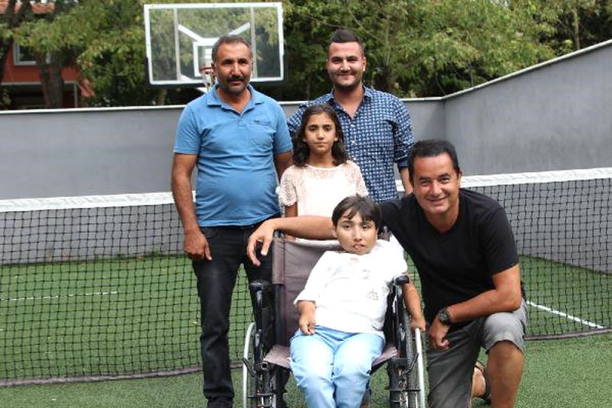 Kas Hastası Ebru\'nun Acun Ilıcalı Hayali Gerçek Oldu