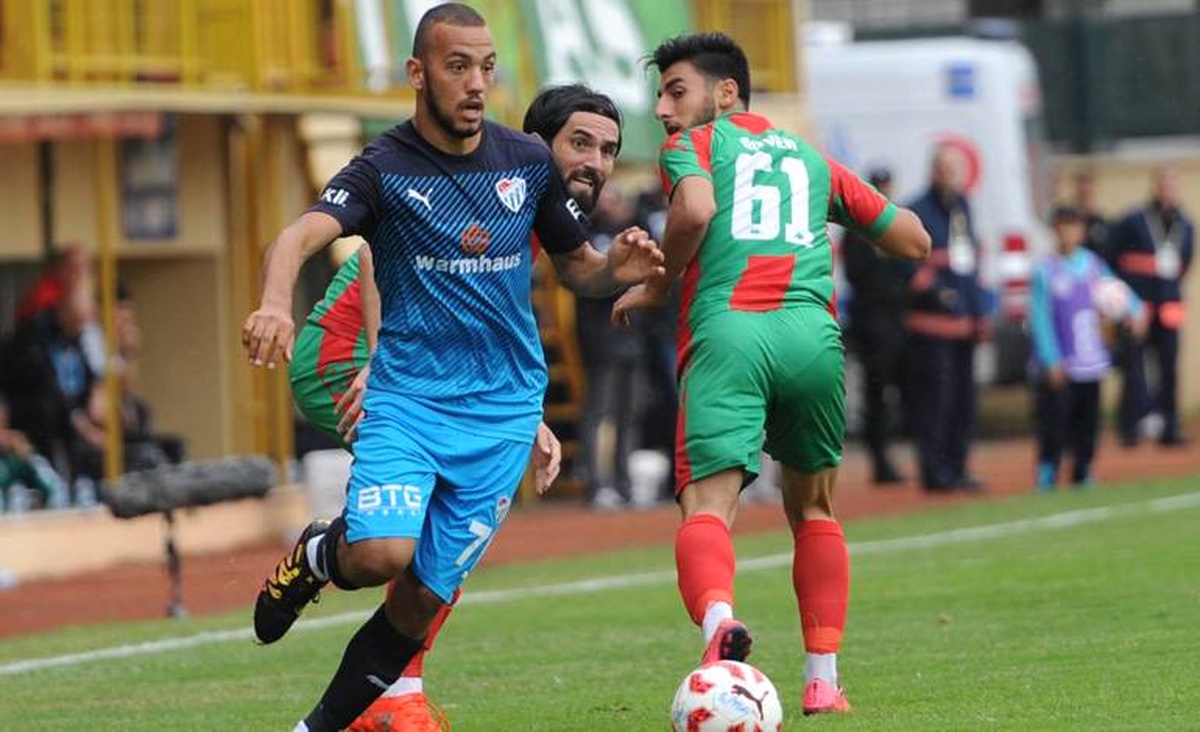 Mert Örnek, Giresunspor\'a İmza Attı
