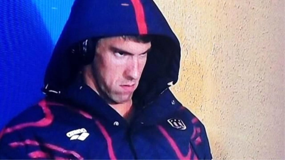Michael Phelps Köpek Balığına Mağlup Oldu