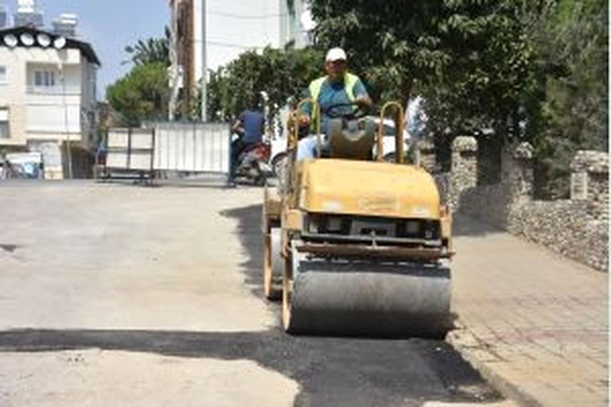Nazilli\'de Alt Yapısı Tamamlanan Yollar Yenilenecek