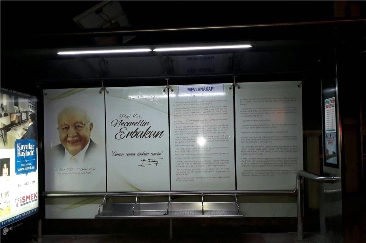 Necmettin Erbakan\'a Büyük Saygısızlık