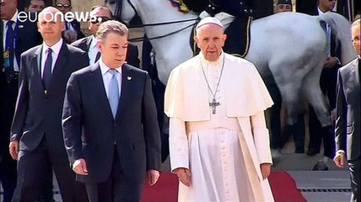 Papa Francis\'ten Kolombiya\'daki Barış Sürecine Tam Destek