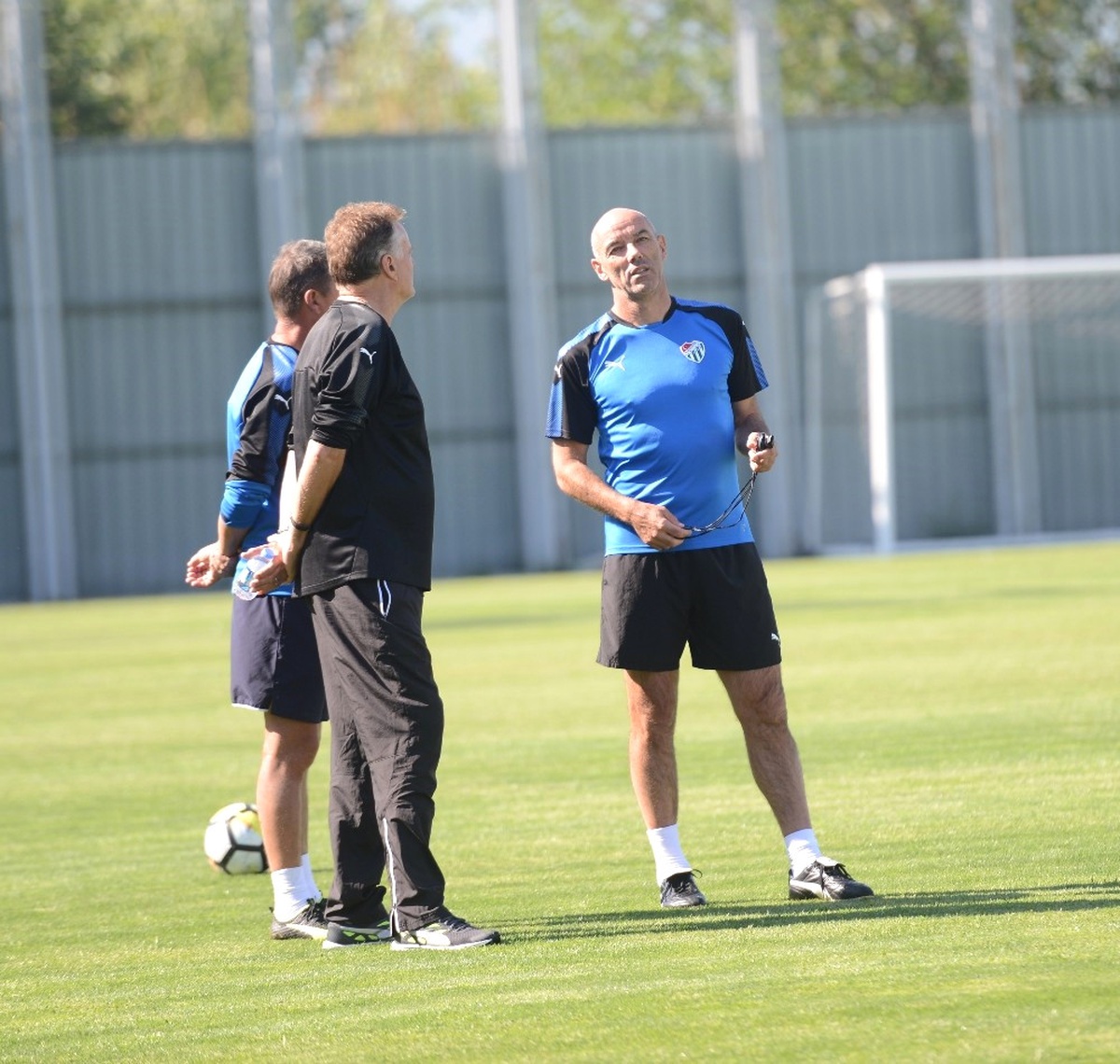 Paul Le Guen\'den Volkan Şen Açıklaması
