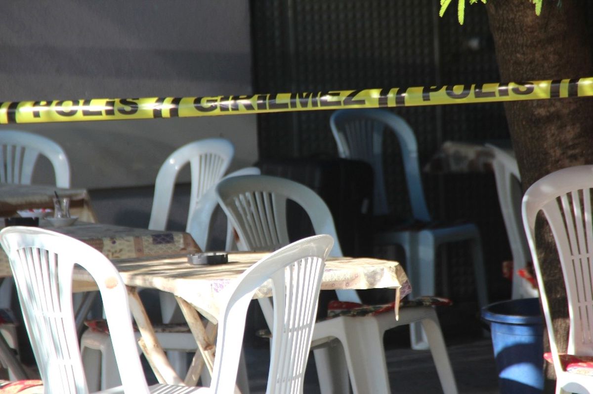 Sakarya\'da Şüpheli Valiz Polisi Alarma Geçirdi