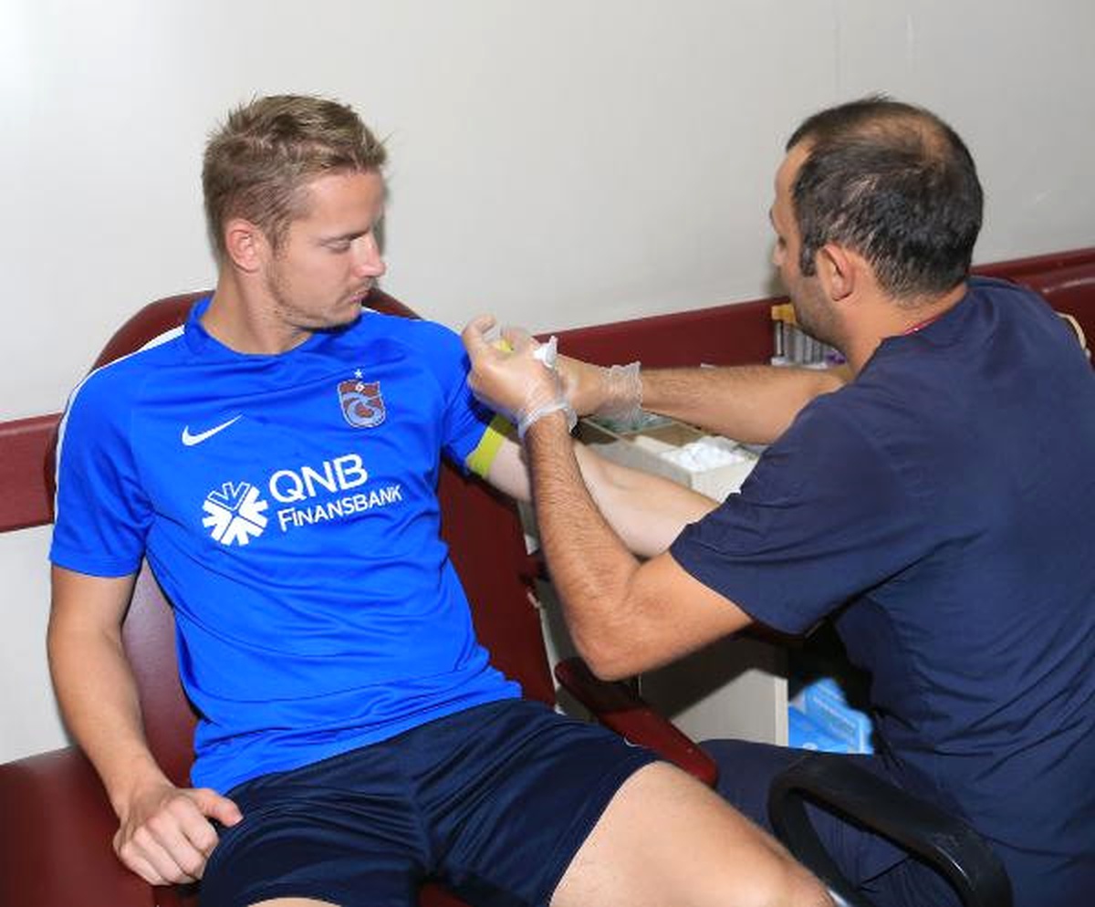 Slovakyalı Stoper Hubocan, Trabzonspor İçin Sağlık Kontrolünden Geçti