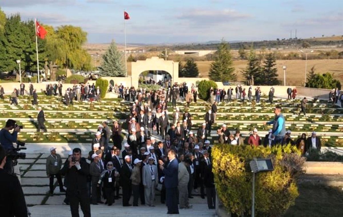 Tarihi Milli Park Ziyaretçi Akınına Uğradı