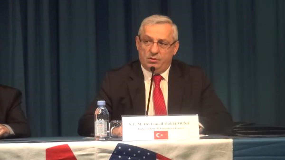 Türkiye\'nin Paris Büyükelçisi, Avrupa-Amerika Basın Kulübü\'nde Konferans Verdi