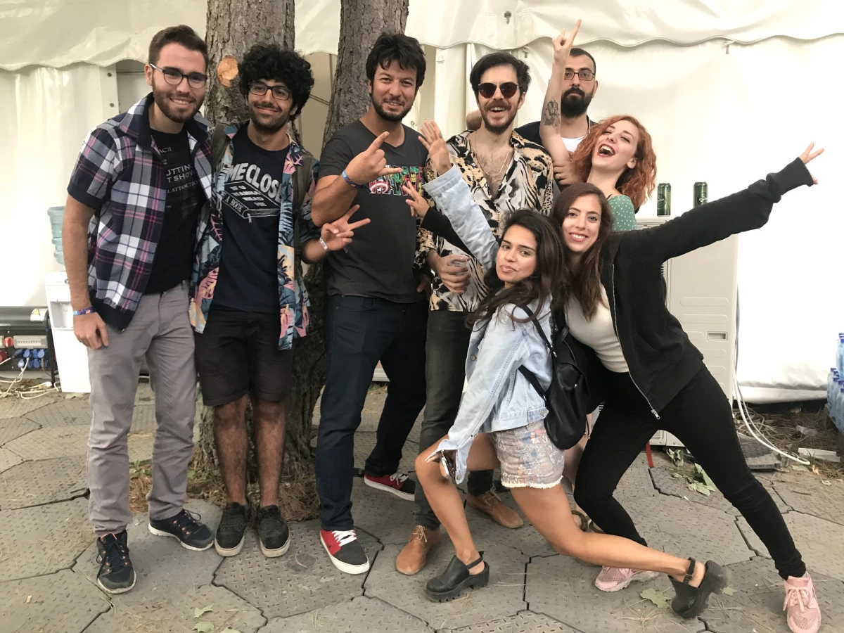 Vodafone Freezone\'lular Szıget\'te Türk Sanatçılarla Buluştu