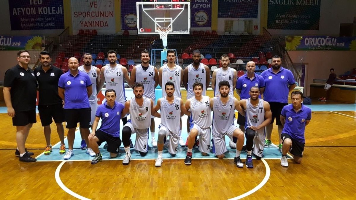 Yalova Group Belediyespor Akhisar\'a Gitti